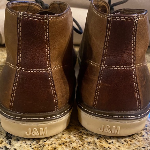 Johnston & Murphy Brown Sheepskin Leather Chukka Boots main image 8